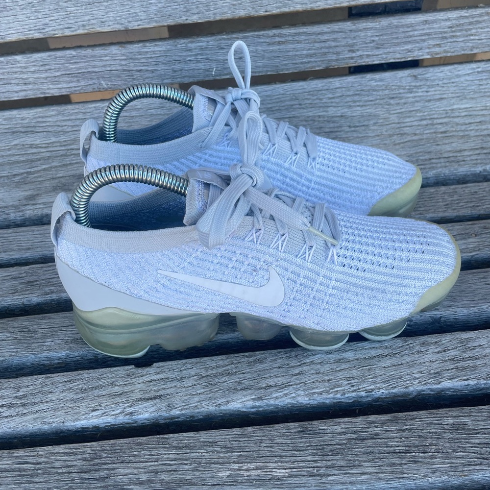 Nike air Vapormax pure platinum women’s athletic shoes